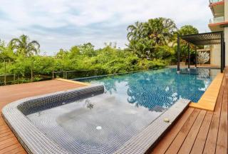 At the Tree bright studio by Lofty - 9