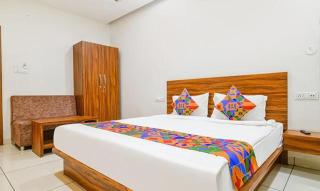 FabHotel Adiyogi Aura - Indore - 3