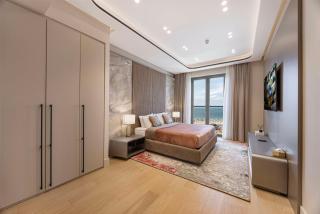 Daniels 3BR at La Cote with Full Sea View - 3