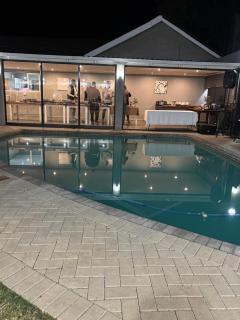 Louvre Guesthouse - 4