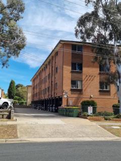Modern Crestwood Retreat - 2BR Near Canberra City - 6