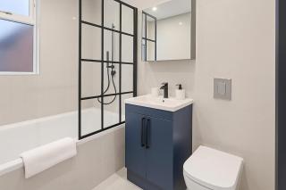 Majestic House - 2 BR - Borehamwood Station - 6