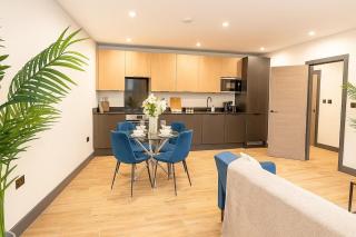 Majestic House - 2 BR - Borehamwood Station - 2