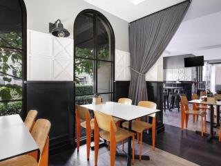 Mantra on Jolimont Melbourne - 1