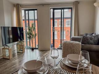 J Quarter 1BR - Free Parking - Suite Four - 0