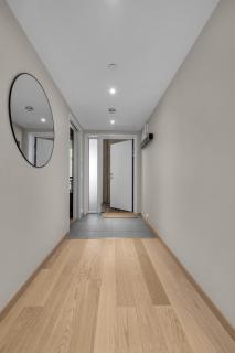 Northstay - Cozy Arctic Apartment, Free Parking - 8