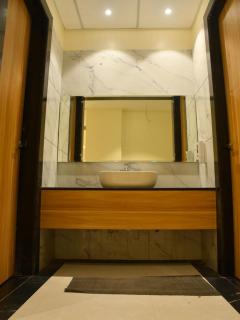 Hotel Regenta Blu - 5