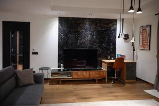 Blackwood Apartment - 3