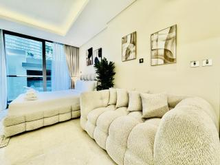 Venduras - Luxe Studio, City Views , Sterling by Omniyat - 9