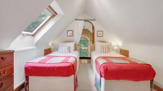 The Stables, Batheaston - 6