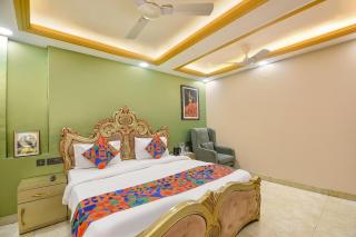 FabHotel Elegant Stay - 7