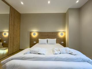 The Urban Penthouse - 2