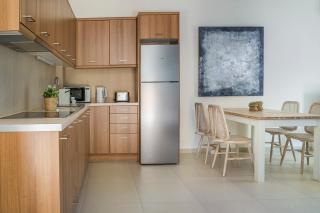 Meliti Waterfront Suites - 5