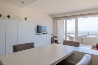 BEL AIR HOLIDAY - Spacious, modern studio with sleeping area on the promenade T4 - 7