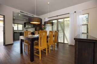 Private 3BR Pool Villa Mylico 3min drive Nai Harn Beach - 1