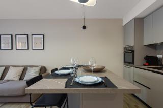 Joli appartement confort, clim - emplacement idéal - 2