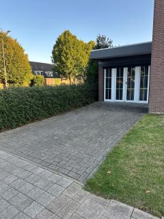 1-Bedroom Apartment near ASML & Airport - 2