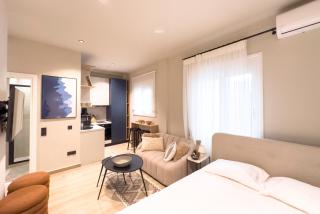 Athenian Luxe & Cozy Studio - 1