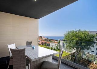 Madeira Mar - "Seaside" - 3