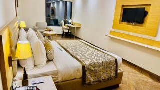 Hotel The Eureka International Near Delhi airport - 2