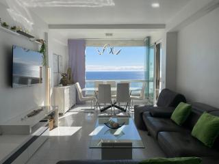 "El Cisne" by BenalSuites - Panoramic Sea View - 0