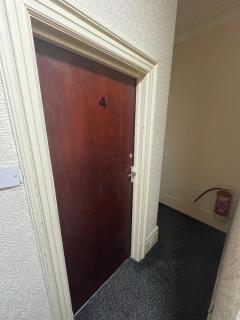 Snug Studio - Minutes Walking from Pleasure Beach - Burlington Road - Blackpool - 1