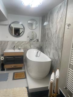 Hotel Jolie Apartments - 7
