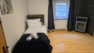 7-Room House for 15 People - 0