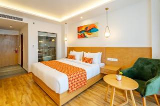 Hotel The Canvas International Near Delhi Airport - 9