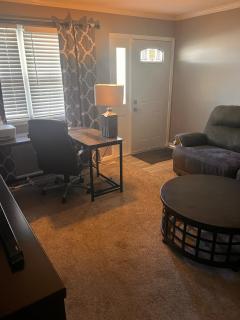 Cozy Getaway Near Lake Decatur - 8