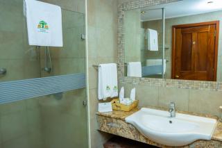 Safari Park Hotel - 6