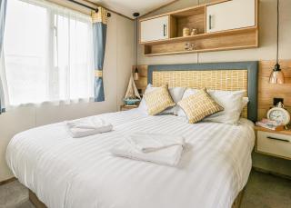 Waters Edge Leisure Park - 4