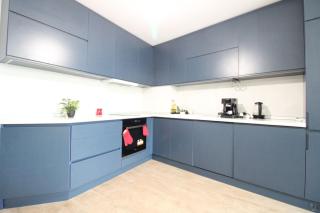 Spacious and Modern 1BR Apartment Plovdiv City Center - 7