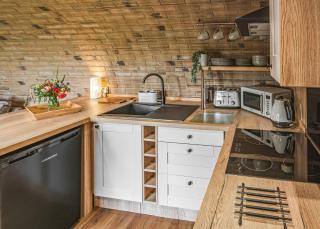 Luckington Burrows - 8