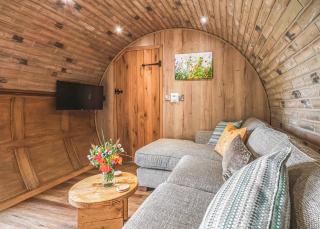 Luckington Burrows - 5