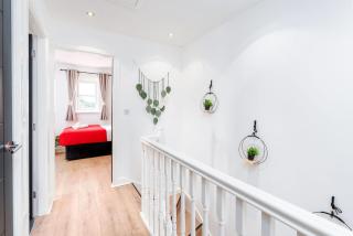 5 Bedroom House with 12 Beds, Garden and Driveway, Sheffield - Sheffield - 2