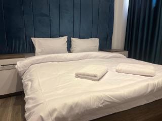 Premier pyramids view - 1