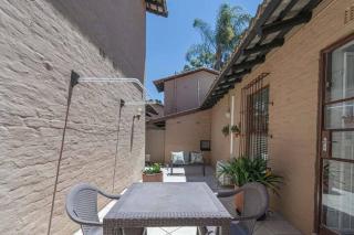 Birdsong in Sandton and Charming Townhouse Retreat - 7