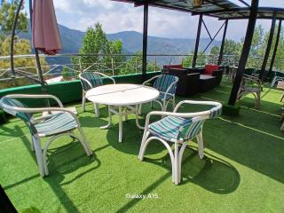 Sky Mount Hotel Patriata - 3