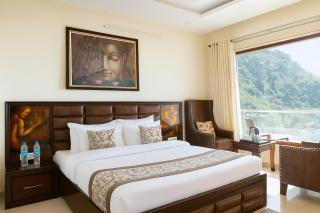 Hotel Winter Line Inn Near St Francis Monastery - 6