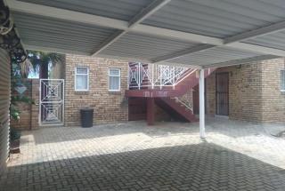 Bultpark One bedroom Apartment - 2