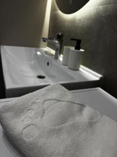 Просторная и светлая квартира в центре Алматы - 8