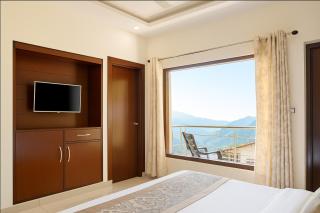 Hotel Winter Line Inn Near St Francis Monastery - 2