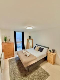 22nd Floor Luxury City Centre Apartment - 4