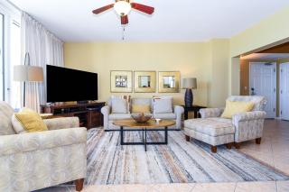 Silver Beach Towers E604 - 0