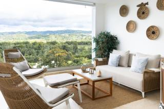 Luxury Hills Residence - 9