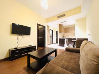 Premium Apartment Right by Republic Square - 4