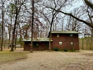 Rustic Fantastic - 6BR, sleeps16, central Hochatown, Hot tub, Firepit - 4
