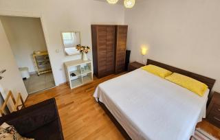 1 Bedroom Cozy Apartment In Vrbnik - Vrbnik - 3