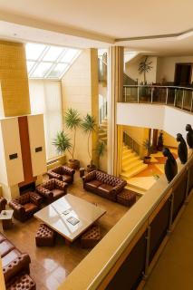 Lakeside Wellness Villa Buftea - 2